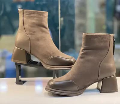 نیم بوت زنانه جورابی پاشنه دار نسکافه‌ای - رنگ نسکافه‌ای