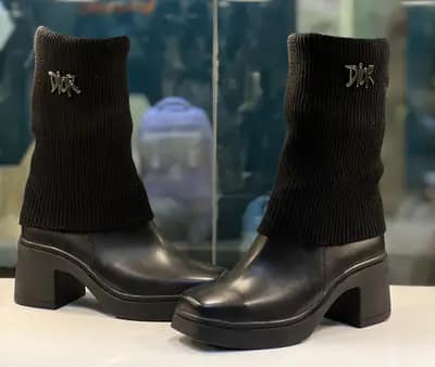بوت جورابی ساق دار زنانه طرح دیور Dior - رنگ مشکی